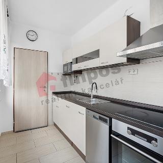 Prodej bytu 3+1 61 m² Rudná, 