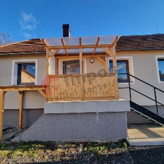 Prodej bytu 2+1 49 m² Hradec-Nová Ves, 