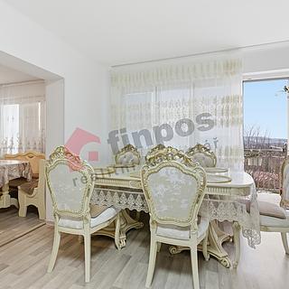 Prodej bytu 3+kk 80 m&sup2; Vlastějovice