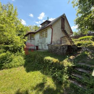 Pronájem chaty 35 m² Dolní Břežany, Spojovací