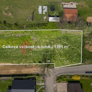 Prodej stavební parcely 1391 m² Divišov