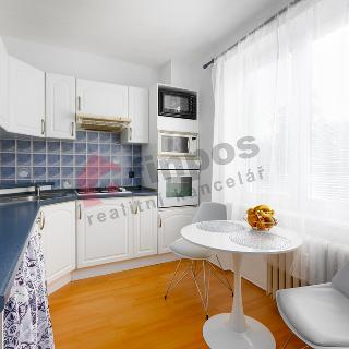 Prodej bytu 3+kk 54 m² Praha, Zelenečská