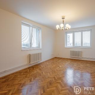 Pronájem bytu 2+1 56 m² Praha, Nad Primaskou