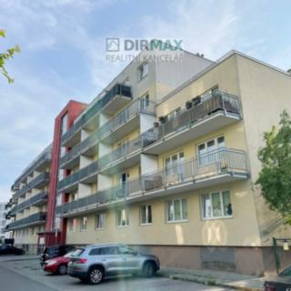 Prodej bytu 1+kk a garsoniéry 38 m² Plzeň Jižní Předměstí, Goldscheiderova