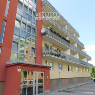 Prodej bytu 1+kk a garsoniéry 38 m² Plzeň Jižní Předměstí, Goldscheiderova