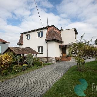 Prodej rodinného domu 180 m² Čerčany, Obchodní