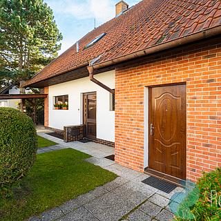 Prodej rodinného domu 235 m&sup2; Litvínovice