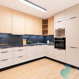 Pronájem bytu 3+kk 88 m&sup2; České Budějovice