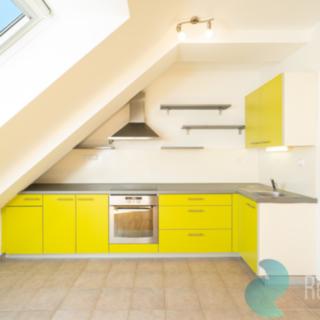 Prodej bytu 3+kk 81 m&sup2; Dobrá Voda u Českých Budějovic