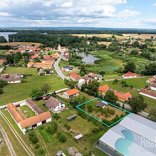 Prodej stavební parcely 1000 m&sup2; Lišov
