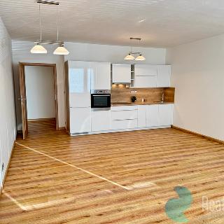 Pronájem bytu 2+kk 78 m² České Budějovice