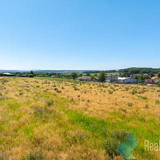 Prodej stavební parcely 1004 m&sup2; Litvínovice
