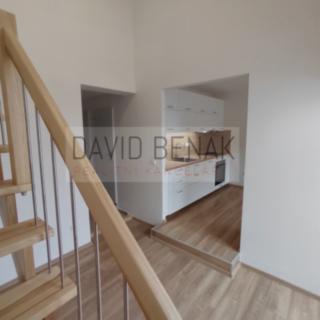 Pronájem bytu 2+1 63 m² Pardubice Bílé Předměstí, Bubeníkova