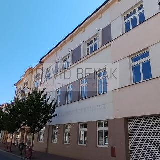 Prodej činžovního domu 1 546 m² Pardubice, Smilova