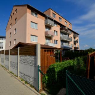 Pronájem bytu 2+kk 49 m² Chýně