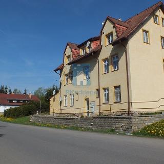 Prodej hotelu a penzionu 2 129 m² Strážný, 