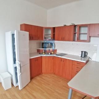 Pronájem bytu 2+kk 54 m² Plzeň, Slovanská