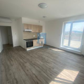 Pronájem bytu 2+kk 78 m² Plzeň