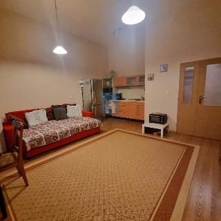 Prodej bytu 2+kk 60 m² Mariánské Lázně, Mladějovského