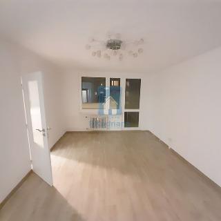 Pronájem bytu 3+1 80 m² Praha, Výletní