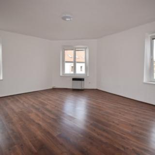Prodej bytu 2+1 74 m² Plzeň