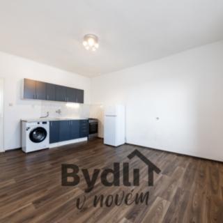Pronájem bytu 2+kk 40 m² Brno