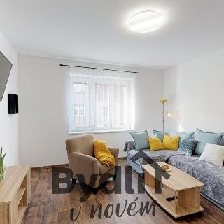 Pronájem bytu 3+1 72 m² Strakonice, Bezděkovská