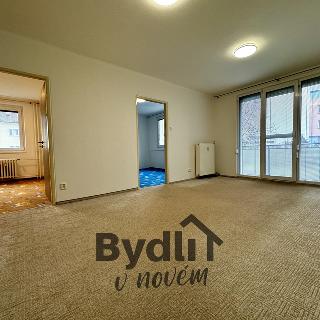 Pronájem bytu 3+1 66 m² Strakonice, Zahradní