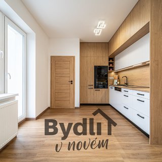 Pronájem bytu 3+kk 75 m² Oslavany, Nádražní