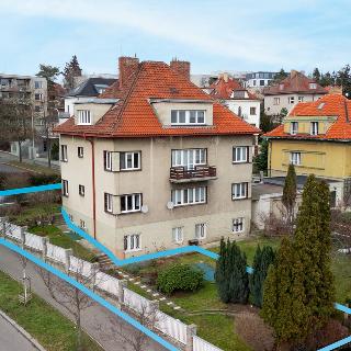 Prodej ostatního komerčního prostoru 235 m² Praha, U krbu