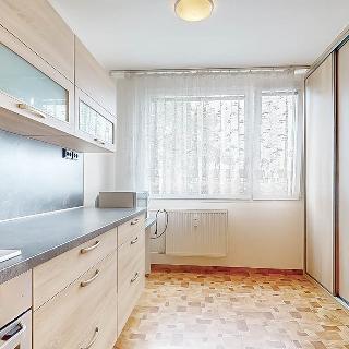 Prodej bytu 3+1 65 m² Praha, Tanvaldská