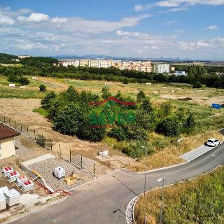 Prodej stavební parcely 992 m² Chomutov