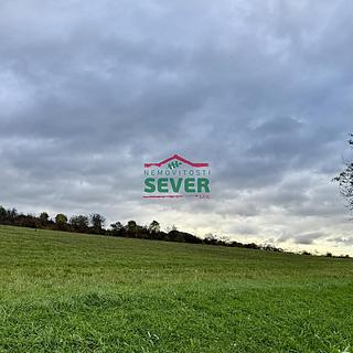 Prodej komerčního pozemku 44621 m² Želenice