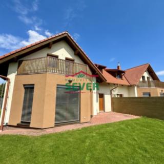 Prodej rodinného domu 220 m² Praha