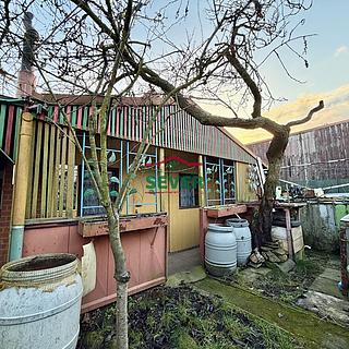 Prodej zahrady 383 m&sup2; Chomutov