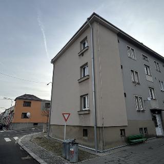 Pronájem bytu 2+1 64 m² Třebíč, Hladíkova