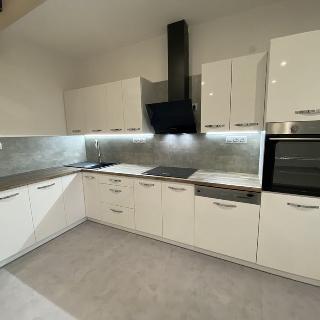 Pronájem bytu 4+kk 100 m² Trnava, 