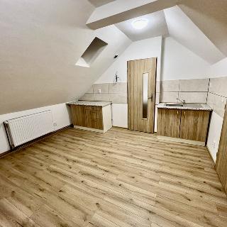 Pronájem bytu 2+1 55 m² Odry, Hranická