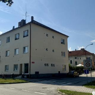 Prodej bytu 3+1 80 m² České Velenice, třída Čsl. legií