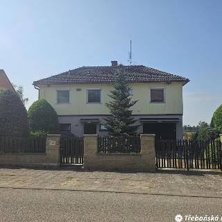 Pronájem rodinného domu 230 m² Třeboň, Lesní