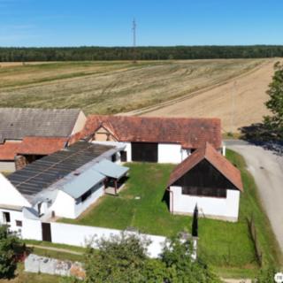 Prodej rodinného domu 98 m² Mladošovice