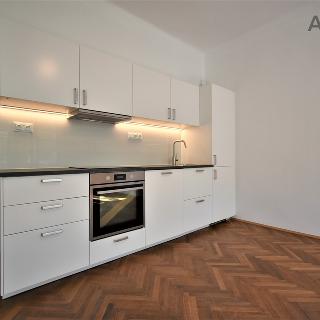 Pronájem bytu 2+kk 52 m² Praha, U Nikolajky