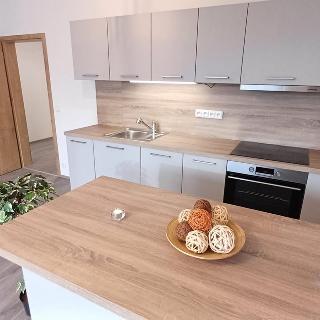 Pronájem bytu 2+kk 56 m² Vyškov, Sídliště Osvobození