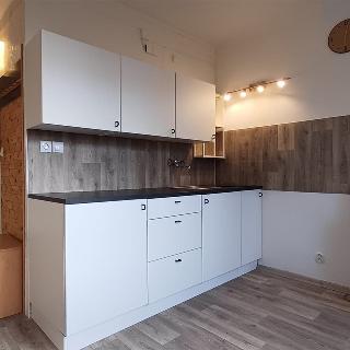 Pronájem bytu 1+1 30 m² Vyškov, Maxima Gorkého