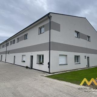 Pronájem bytu 3+kk 84 m² Smiřice, Cukrovarská