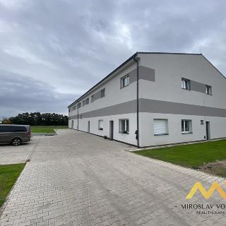 Pronájem ostatního komerčního prostoru 84 m² Smiřice, Cukrovarská