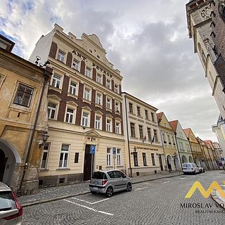 Pronájem bytu 2+1 78 m² Hradec Králové