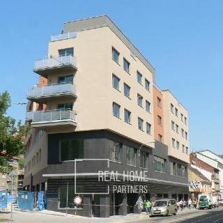 Pronájem bytu 2+kk 43 m² Brno, Hybešova