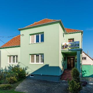 Prodej rodinného domu 122 m² Vážany, 