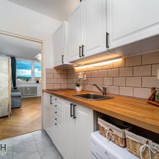 Pronájem bytu 1+kk a garsoniéry 28 m² Uherské Hradiště, Jindřicha Pruchy